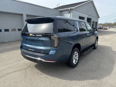 2025 Chevrolet Suburban LT