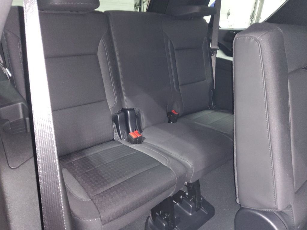 2025 Chevrolet Tahoe LS