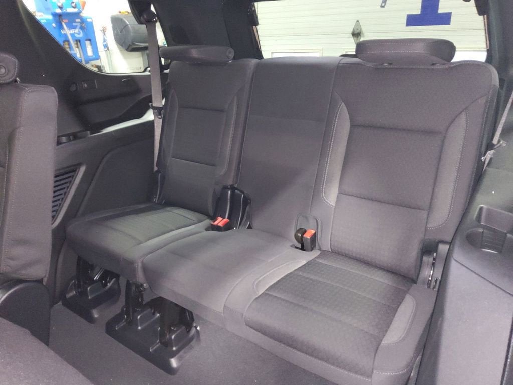 2025 Chevrolet Tahoe LS