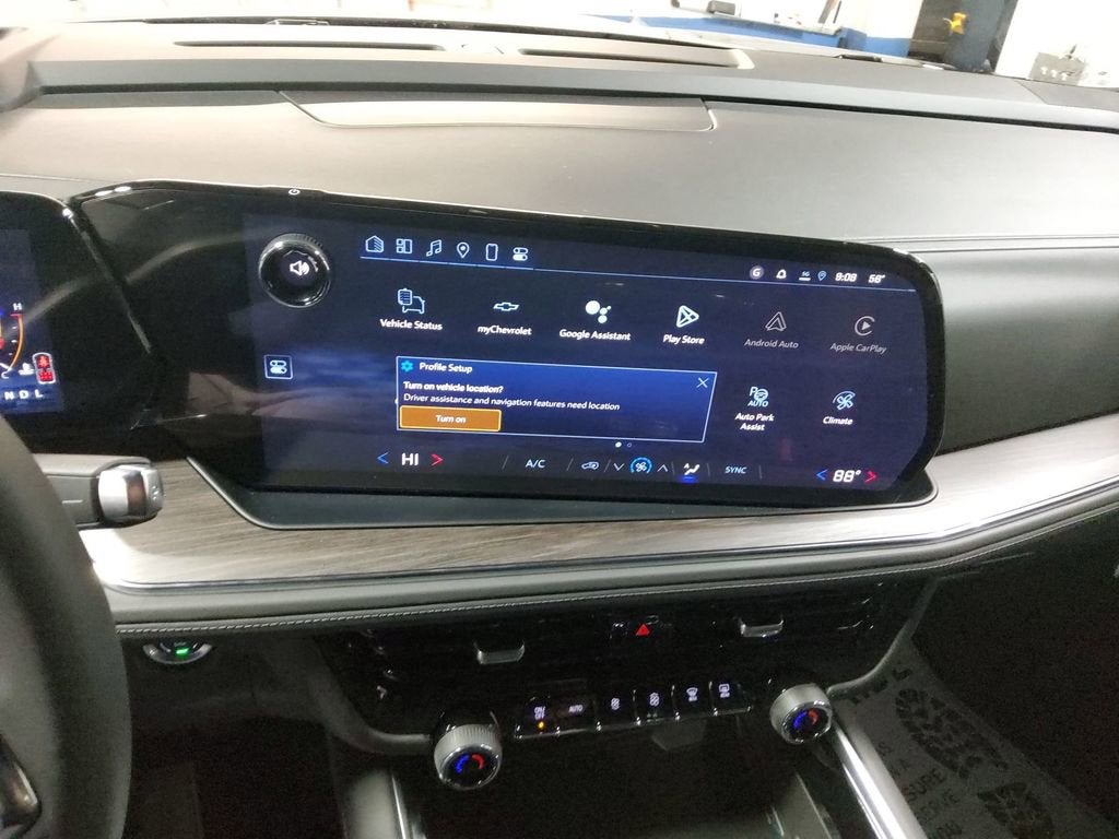 2025 Chevrolet Tahoe LS