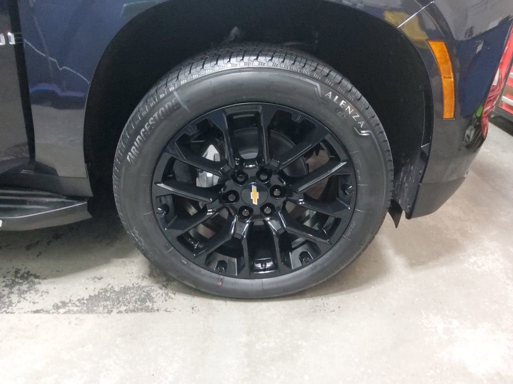 2025 Chevrolet Tahoe LS