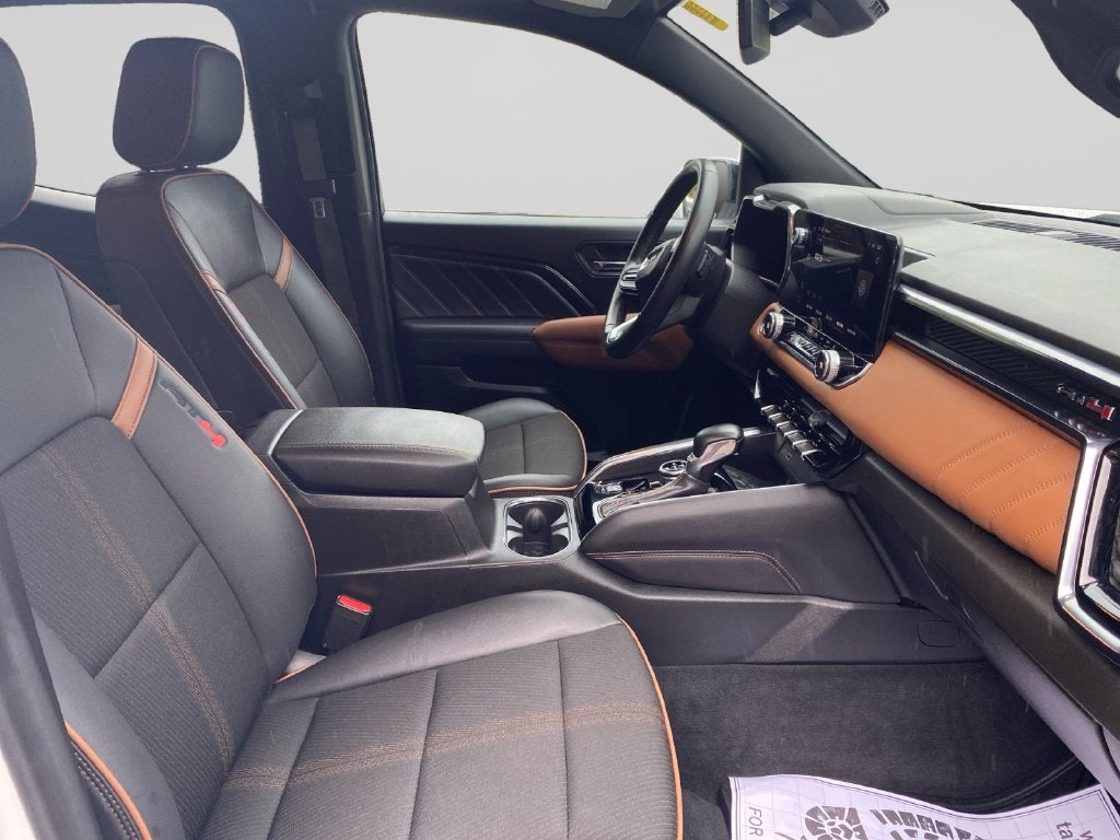 2024 GMC Canyon AT4