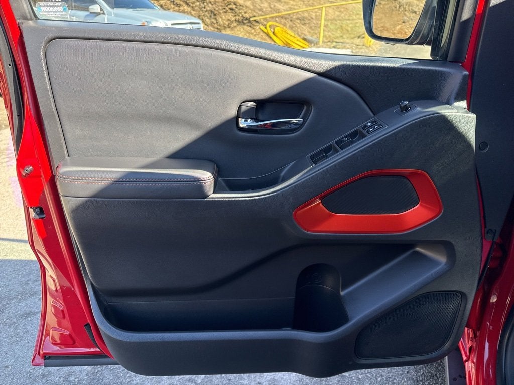 2022 Nissan Frontier Crew Cab PRO-4X 4x4