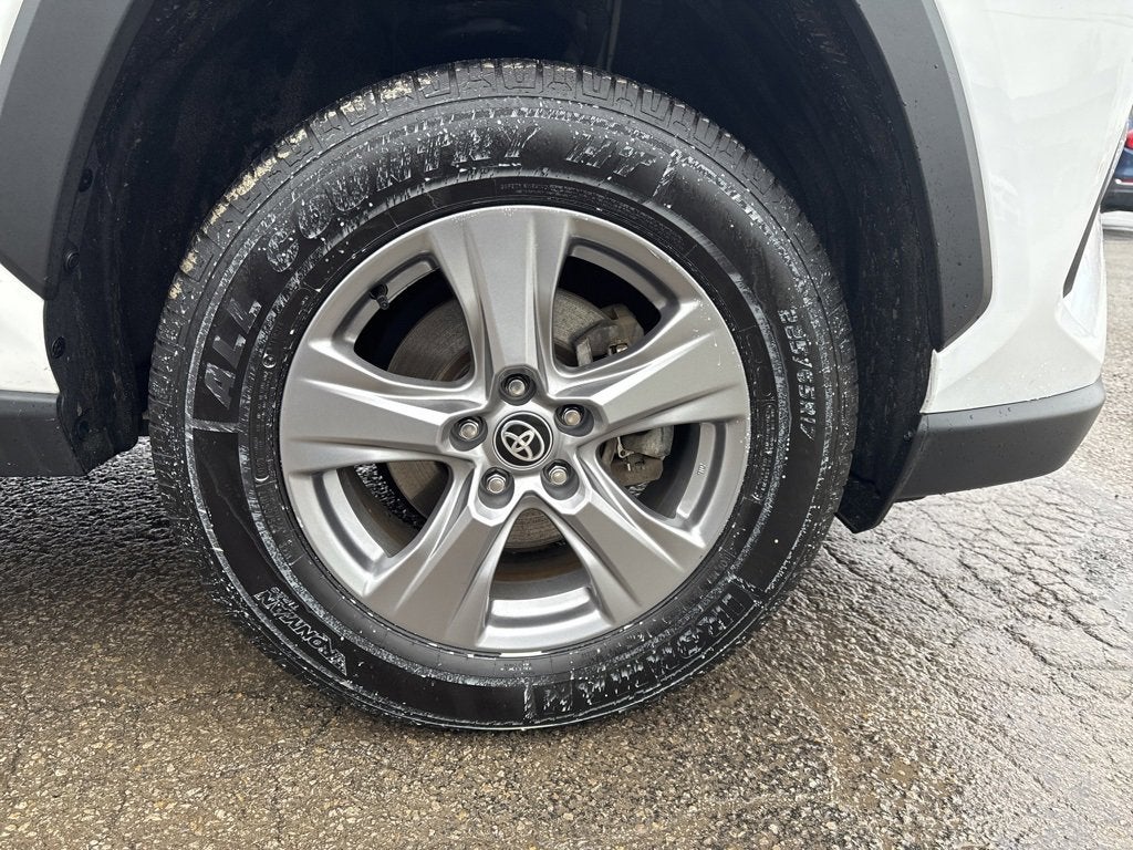 2024 Toyota RAV4 Hybrid LE