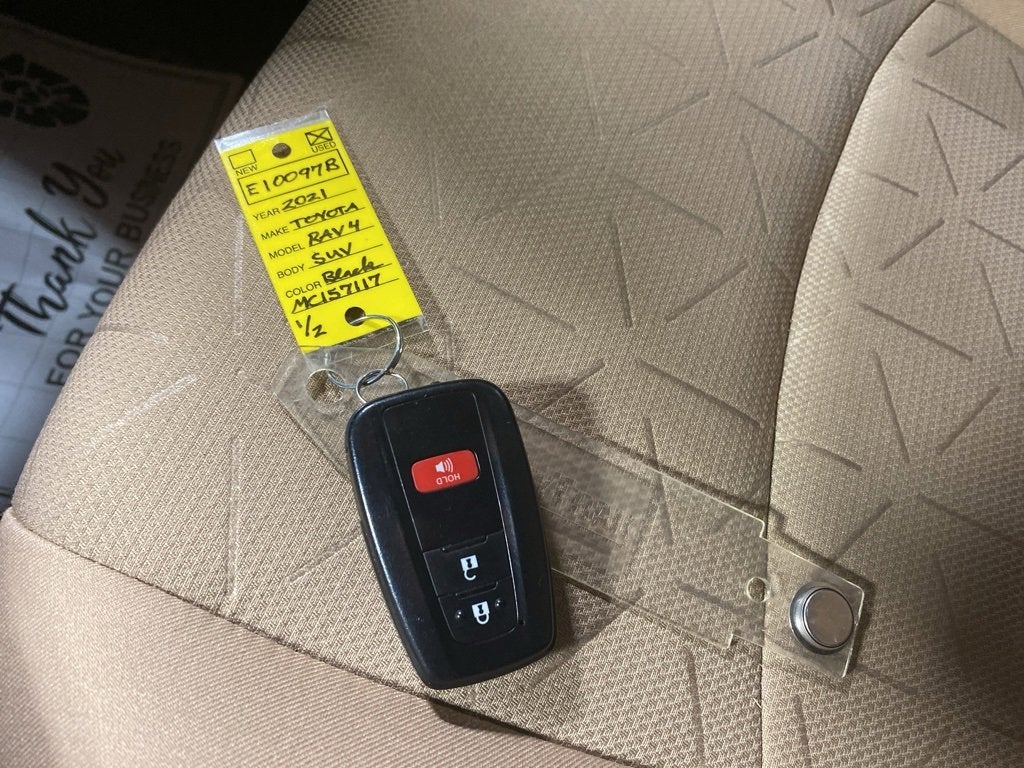 2021 Toyota RAV4 XLE