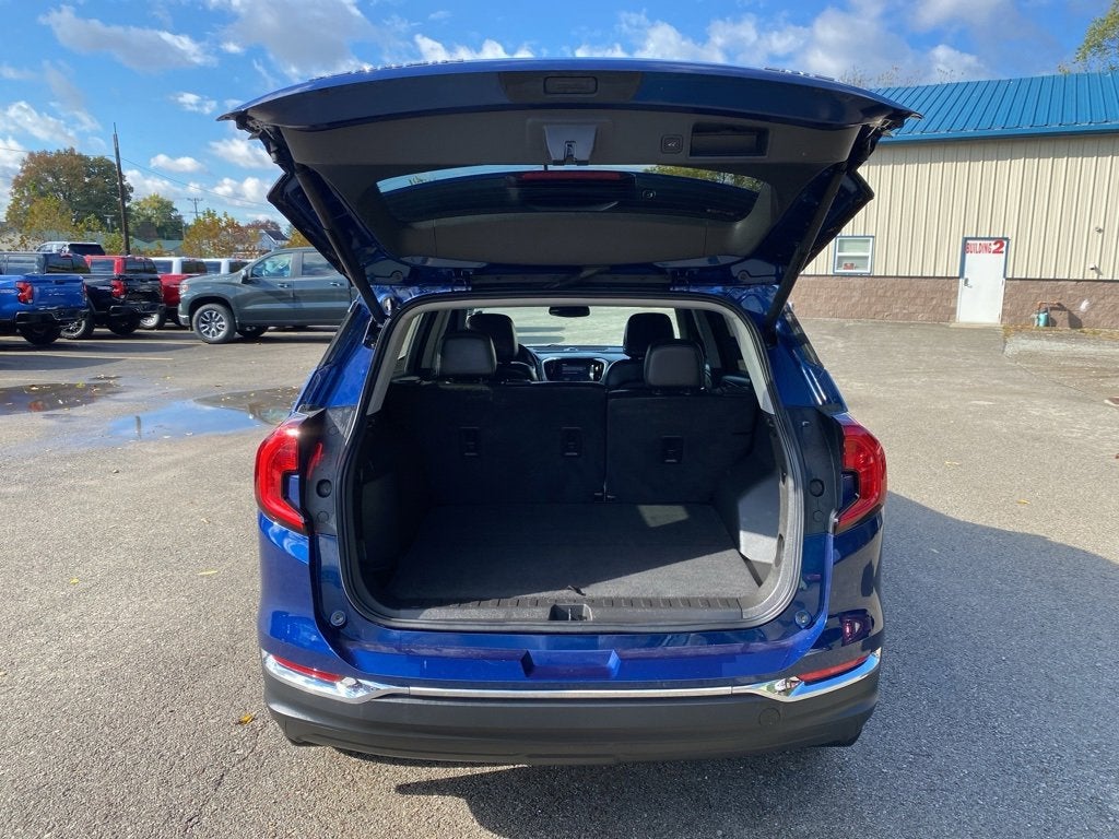 2022 GMC Terrain SLT