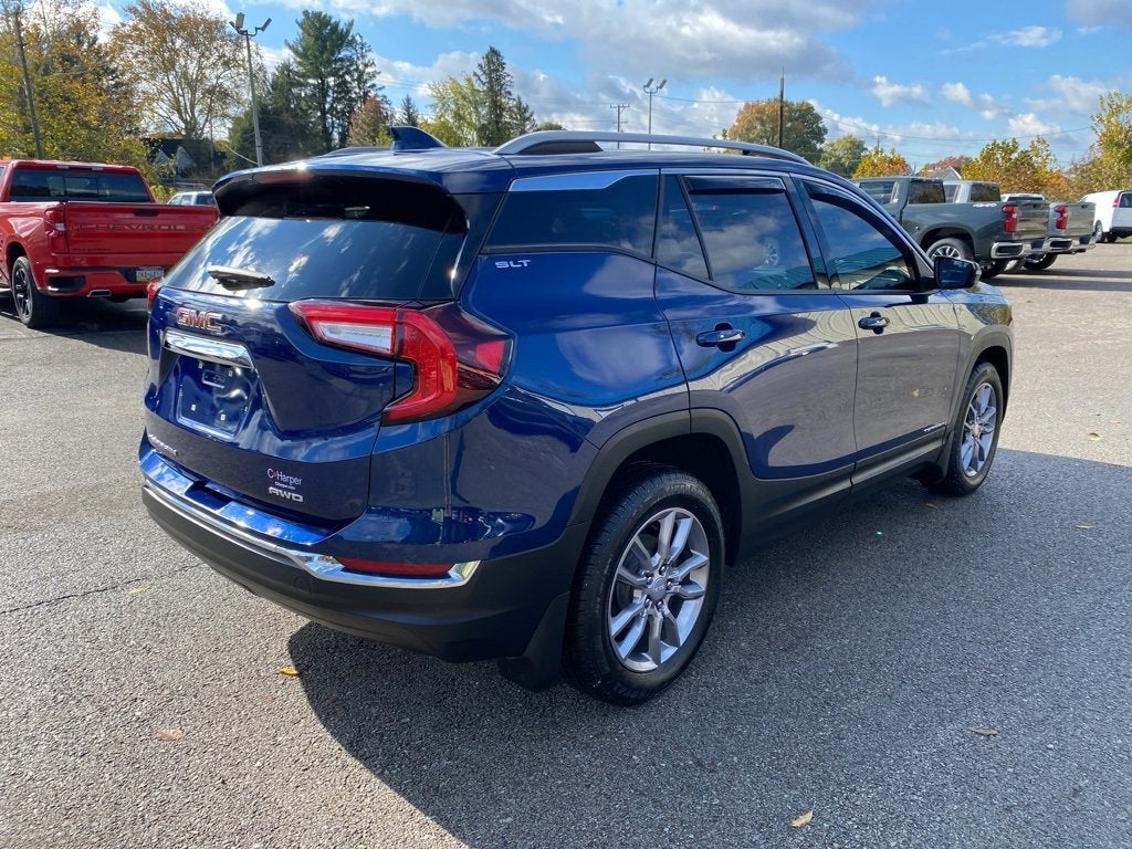 2022 GMC Terrain SLT