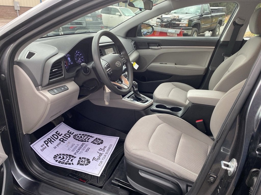 2020 Hyundai Elantra SE