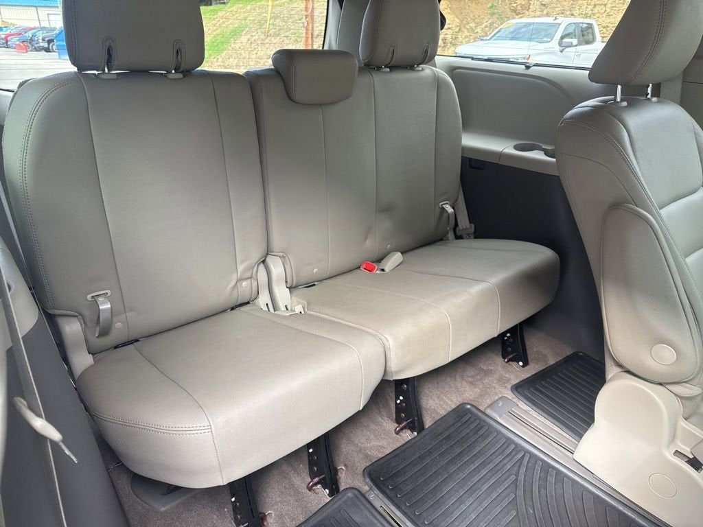 2019 Toyota Sienna XLE Premium 7 Passenger