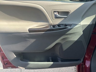 2019 Toyota Sienna XLE Premium 7 Passenger