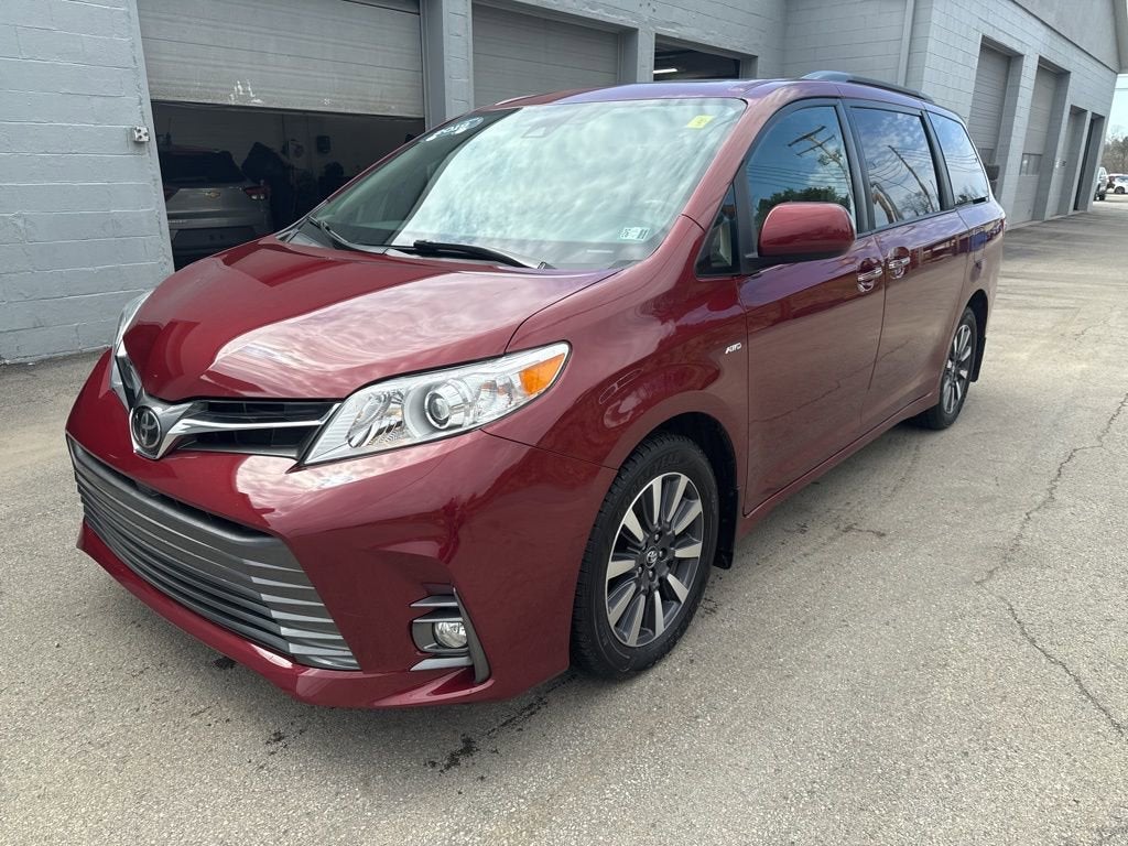 2019 Toyota Sienna XLE Premium 7 Passenger