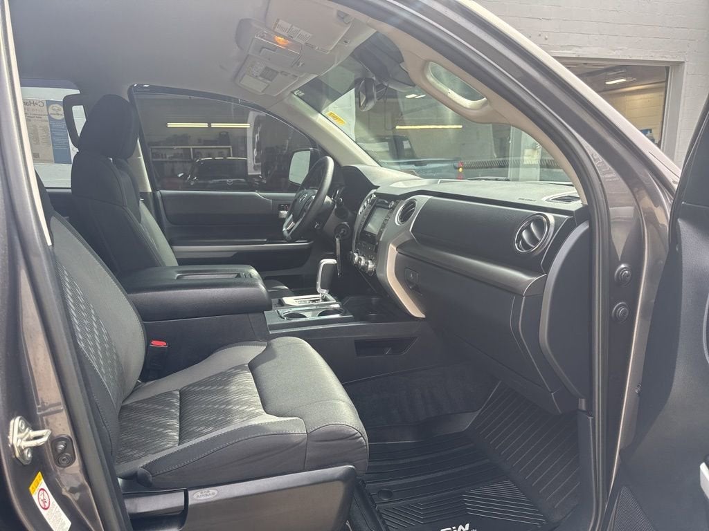 2019 Toyota Tundra SR5 5.7L V8