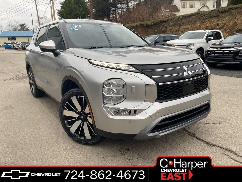 2025 Mitsubishi Outlander SE