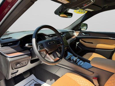 2025 Jeep Grand Cherokee L Summit 4x4