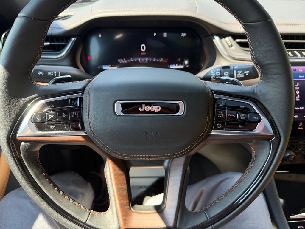 2025 Jeep Grand Cherokee L Summit 4x4