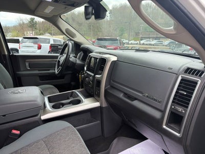 2018 RAM 1500 Big Horn Crew Cab 4x4 5'7" Box