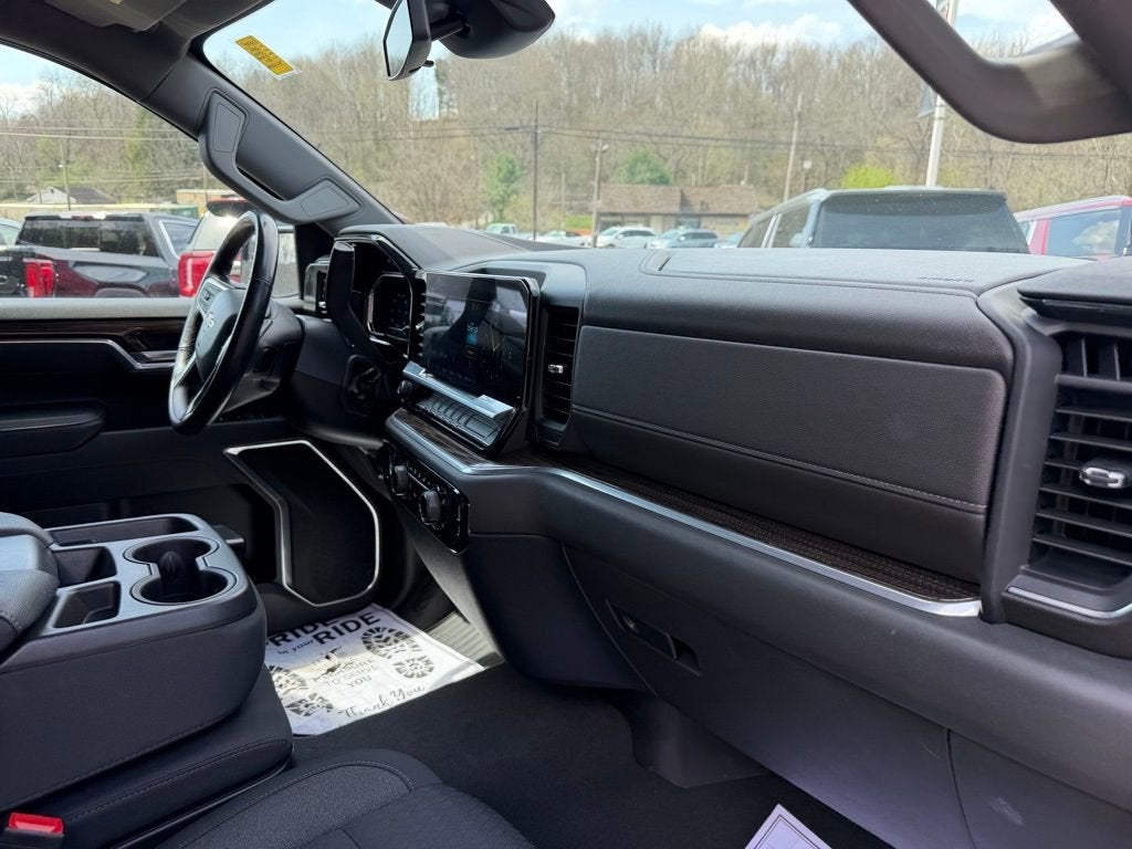 2022 Chevrolet Silverado 1500 LT (2FL)