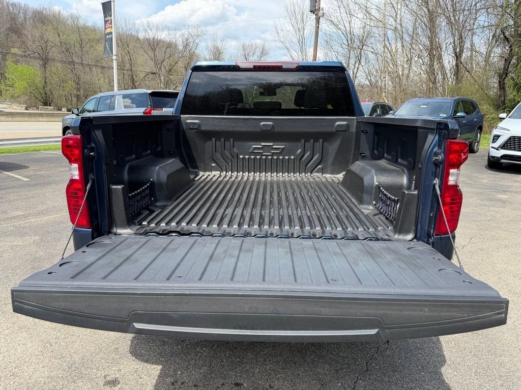 2022 Chevrolet Silverado 1500 LT (2FL)