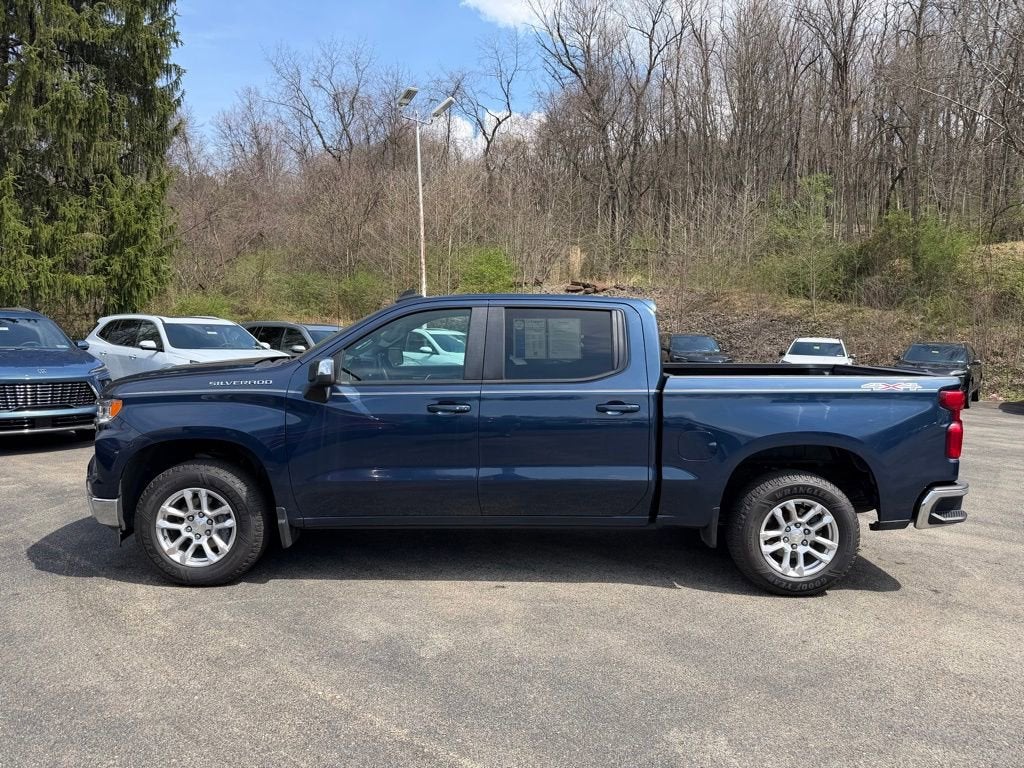 2022 Chevrolet Silverado 1500 LT (2FL)
