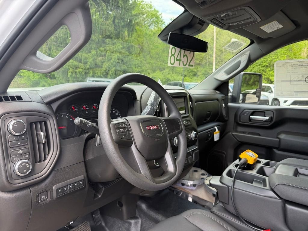 2026 GMC Sierra 3500 HD Pro DRW