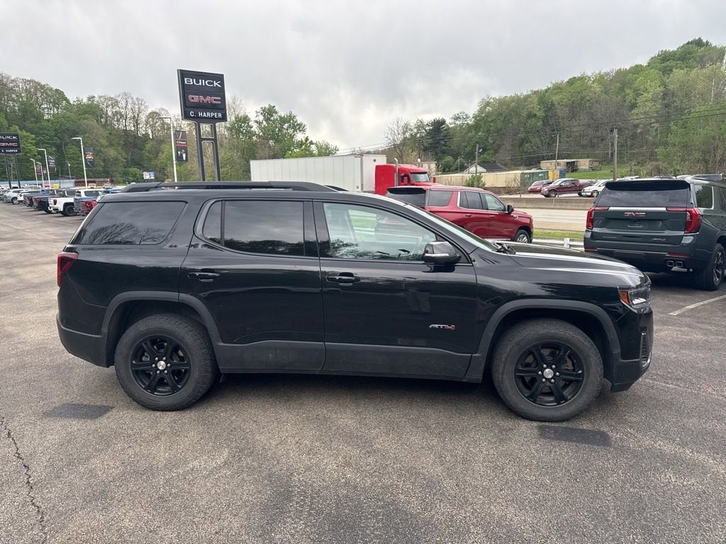 2023 GMC Acadia AT4
