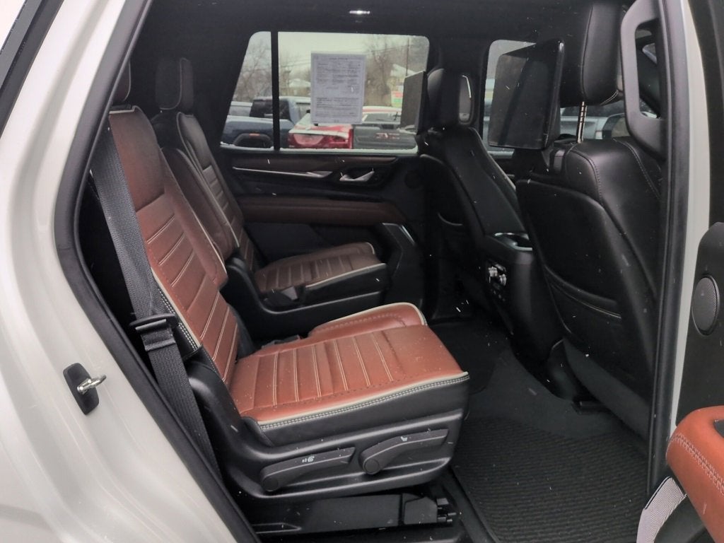 2023 GMC Yukon Denali Ultimate