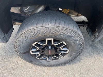 2024 GMC Sierra 2500 HD AT4X