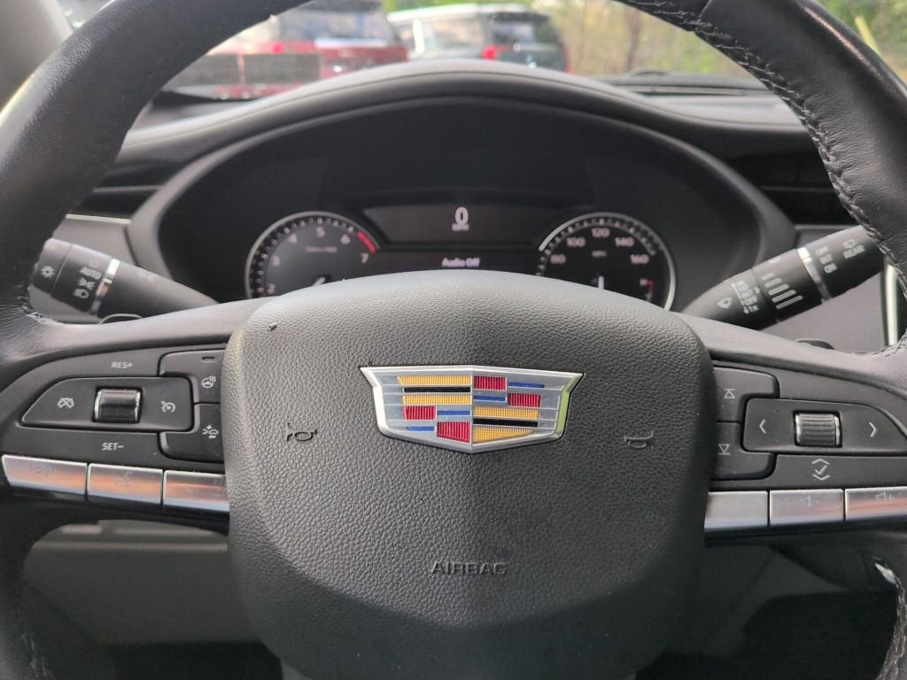 2023 Cadillac XT4 Luxury