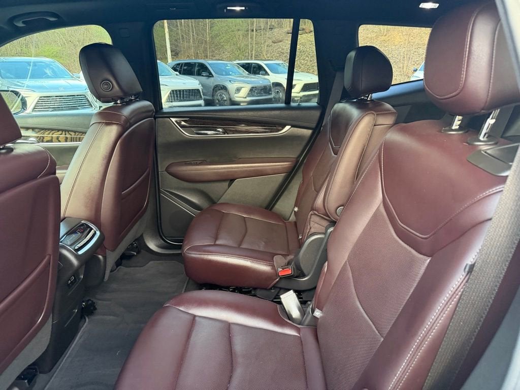 2021 Cadillac XT6 Premium Luxury