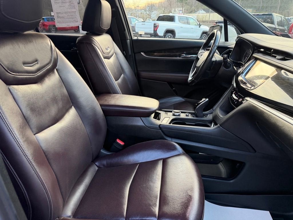 2021 Cadillac XT6 Premium Luxury