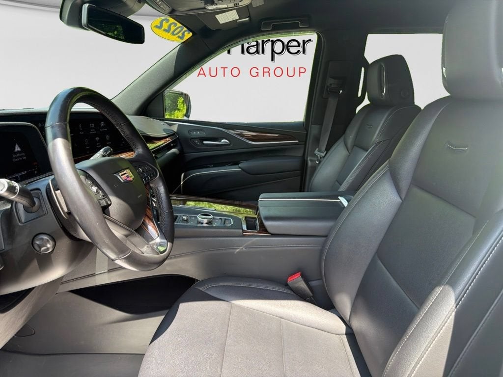 2022 Cadillac Escalade Luxury