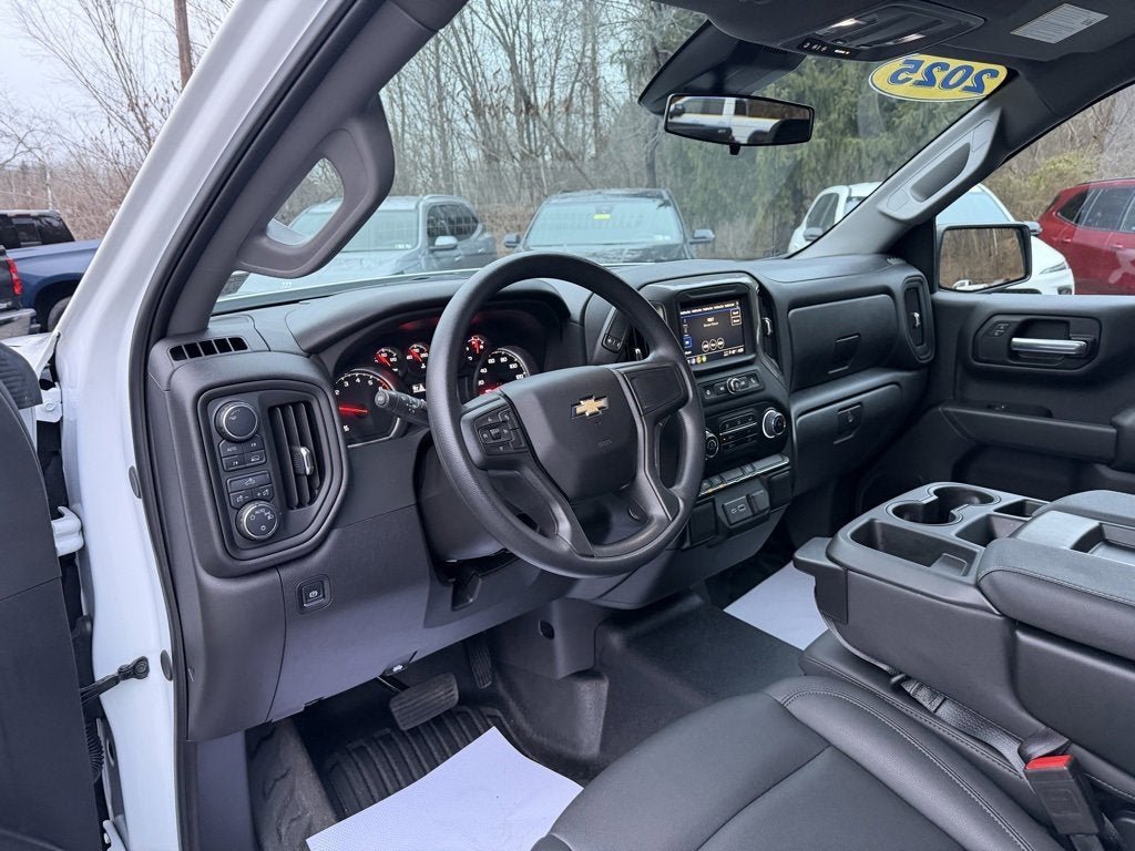 2025 Chevrolet Silverado 1500 WT