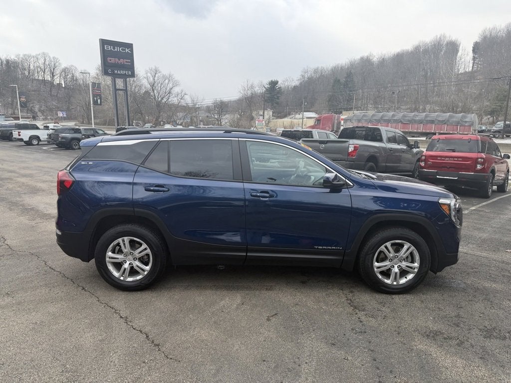 2022 GMC Terrain SLE