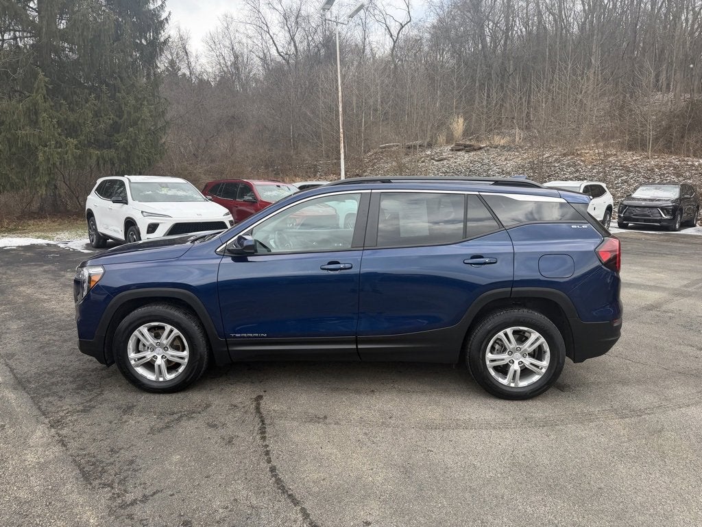 2022 GMC Terrain SLE