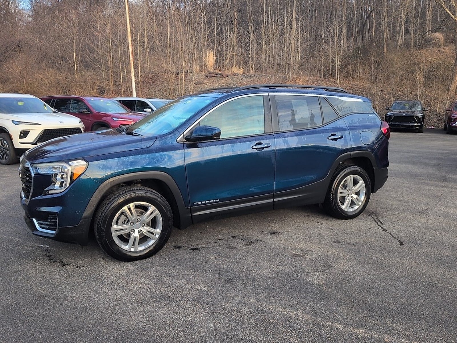 2022 GMC Terrain SLE