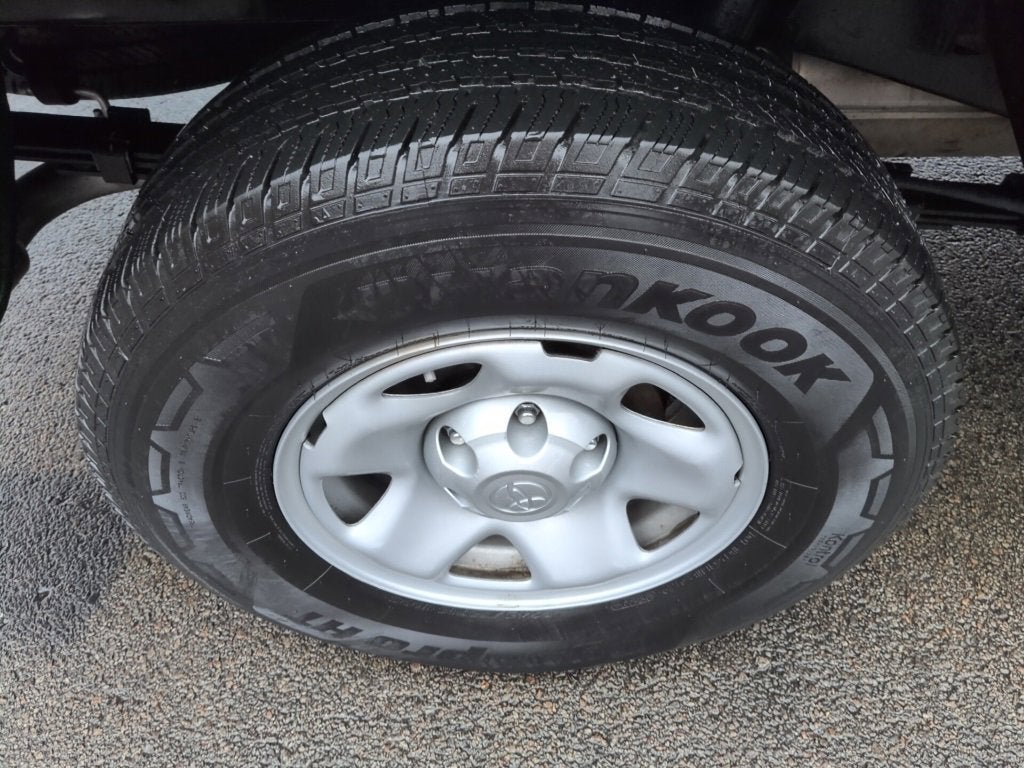 2023 Toyota Tacoma SR V6