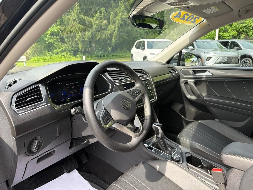 2024 Volkswagen Tiguan 2.0T SE