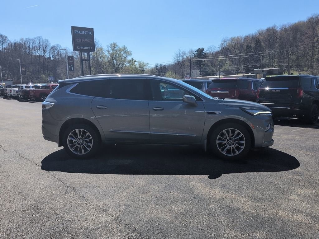 2024 Buick Enclave Avenir