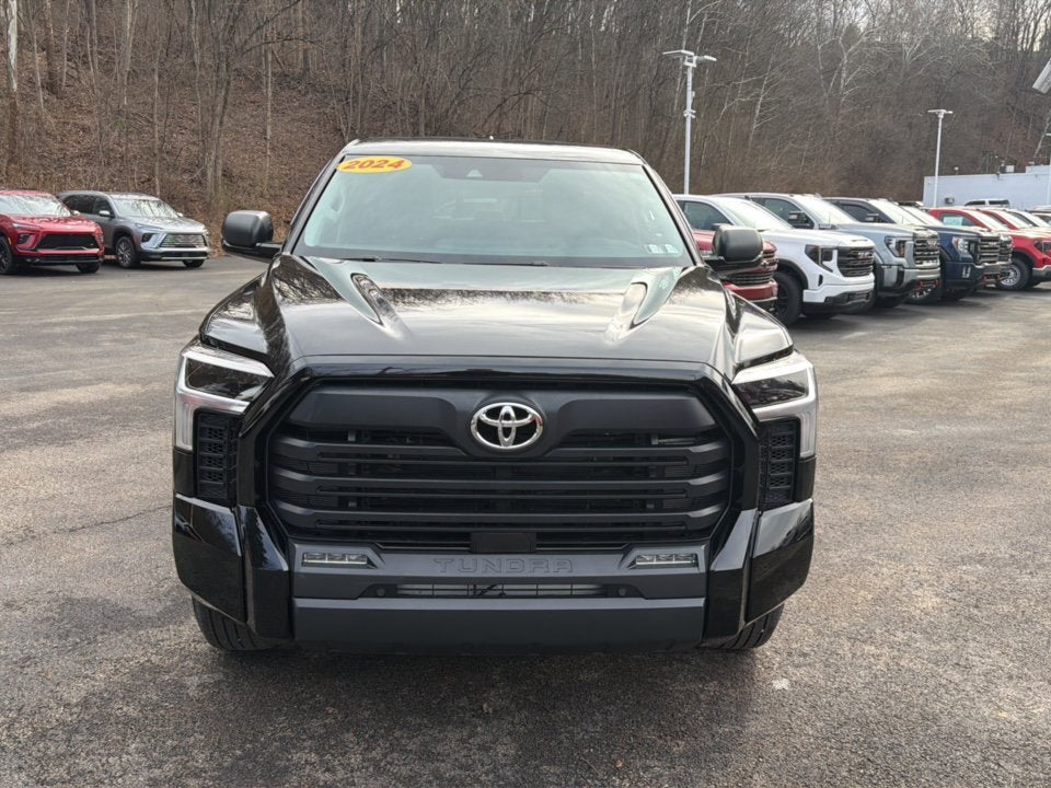 2024 Toyota Tundra 4WD SR5