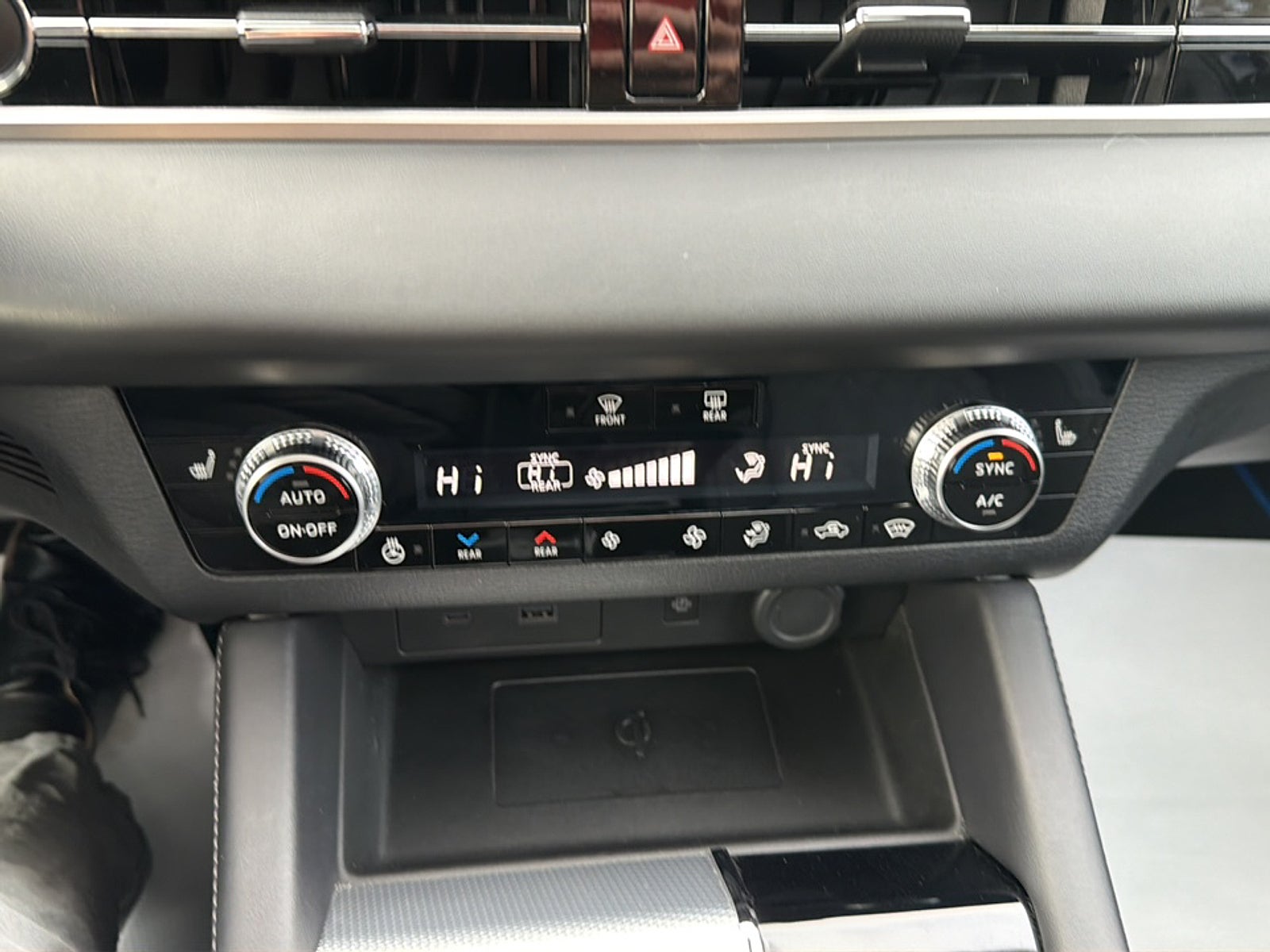 2023 Mitsubishi Outlander PHEV SEL S-AWC