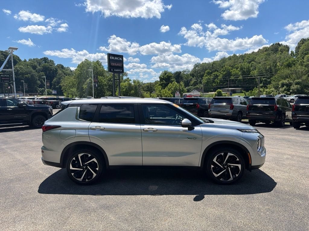 2024 Mitsubishi Outlander PHEV SE S-AWC