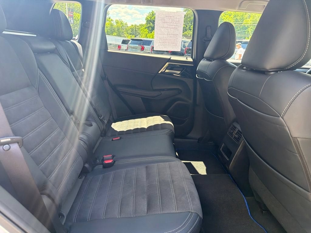 2024 Mitsubishi Outlander PHEV SE S-AWC