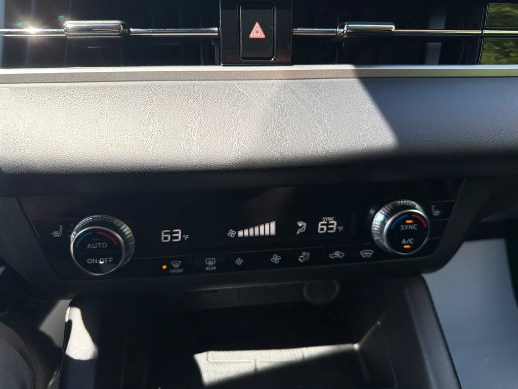 2024 Mitsubishi Outlander PHEV SE S-AWC