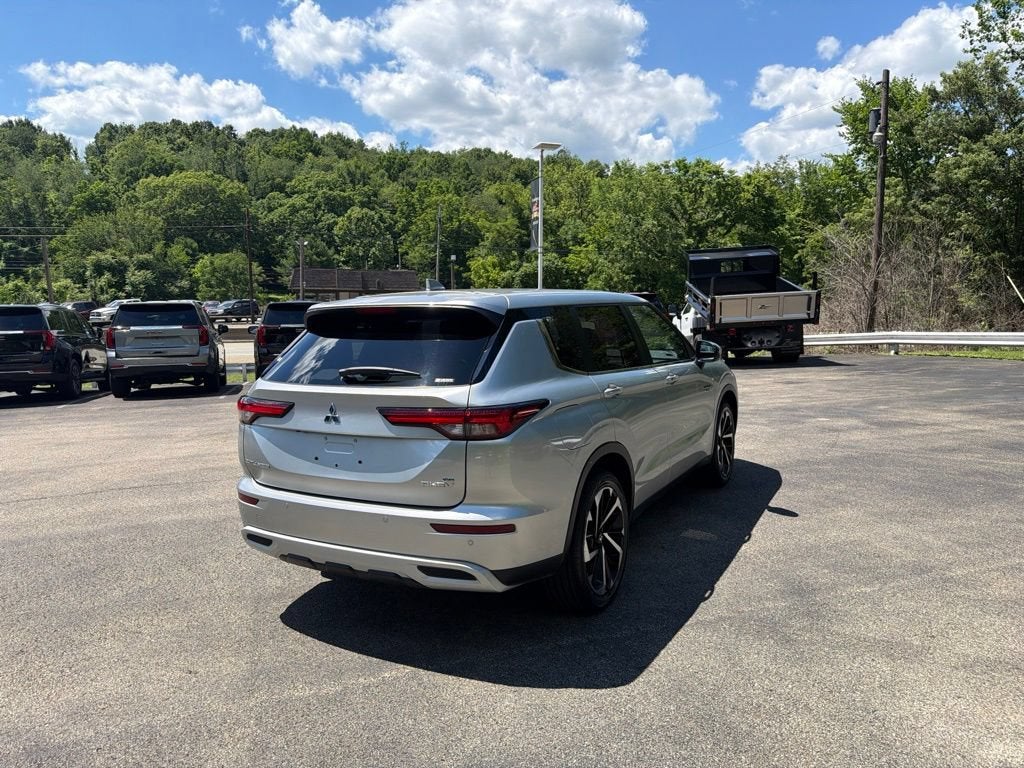 2024 Mitsubishi Outlander PHEV SE S-AWC