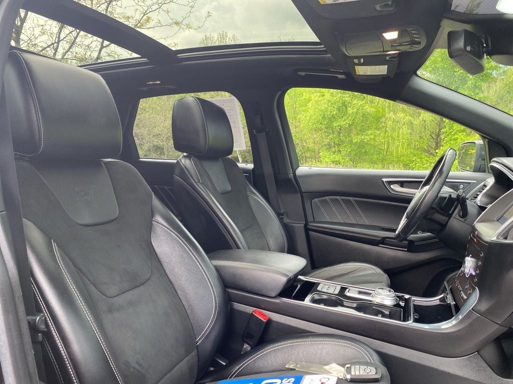 2020 Ford Edge ST