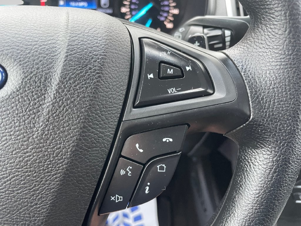 2020 Ford Edge SE