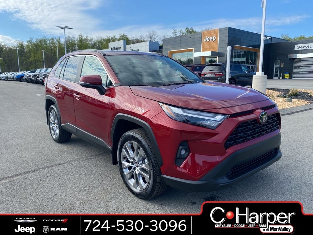 2025 Toyota RAV4 XLE Premium