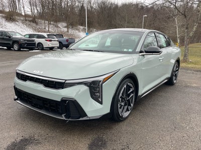 2025 Kia K4 GT-Line
