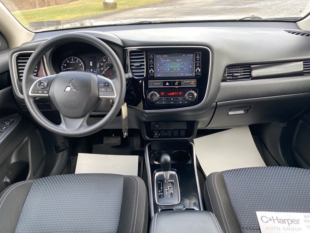 2019 Mitsubishi Outlander ES