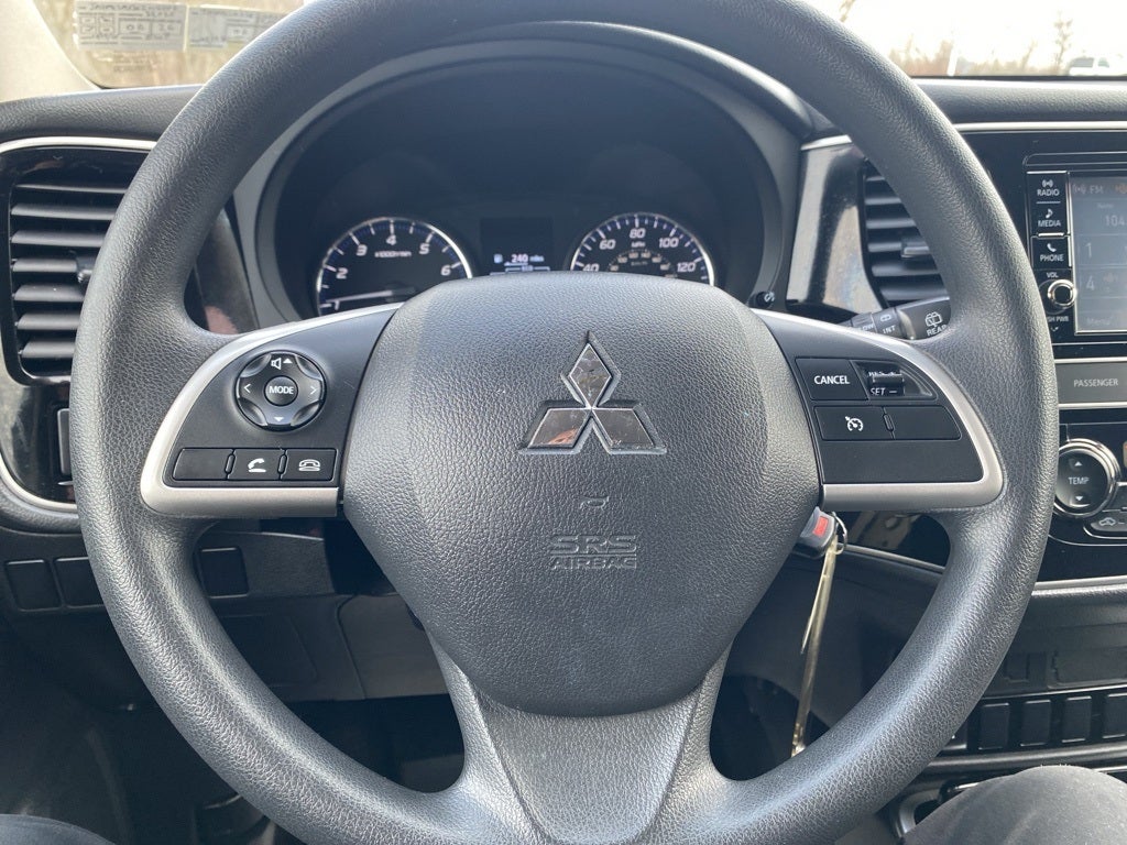 2019 Mitsubishi Outlander ES